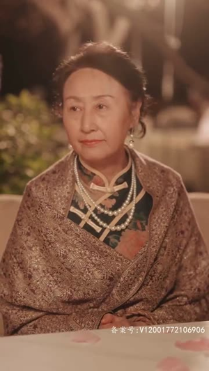 穿越短剧《离婚千金美又飒（离婚后前夫求复合）》排行榜前十的短剧