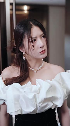 在逃契妻美又飒（100集）短剧追到爽全集完整版