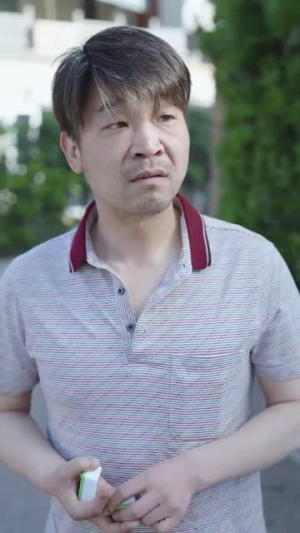 烟火里的尘埃（70集）热门短剧推荐短剧片段