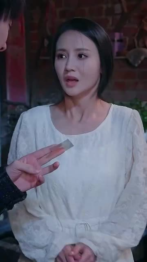 灵魂错轨后我为她改命(61集) 灵魂错轨后我为她改命(61集)每天更新最火短剧