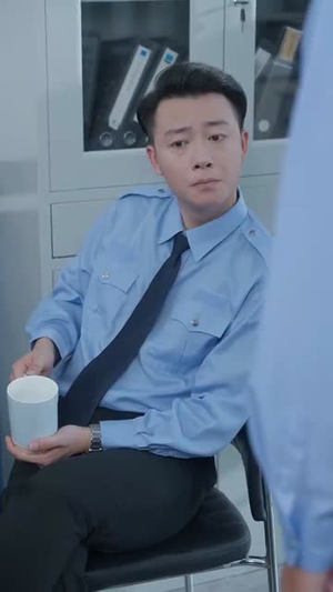 兄弟收手吧外面全是警察（80集）这短剧也太好看了