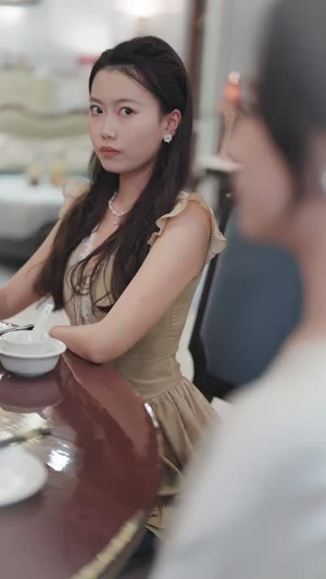 顾总你前妻在科研界封神了（61集）红果免费短视频剧