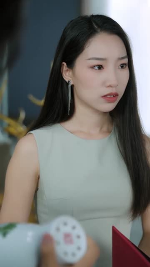 本想做个假古董，却成了鉴宝大师（80集）看完还想看的精彩短剧