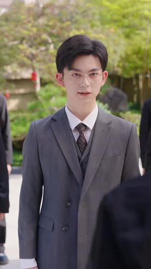 她死遁后竟成了前夫的白月光（60集）最热短剧火爆上线