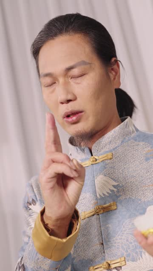 战神房东：开局女总裁上门求合租（78集）短剧收官全集限免看