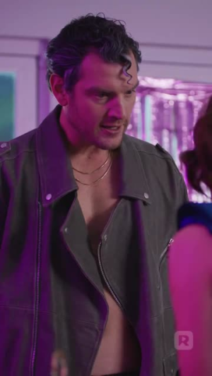 如何驯养银狐 （71集）精彩短片好剧推荐