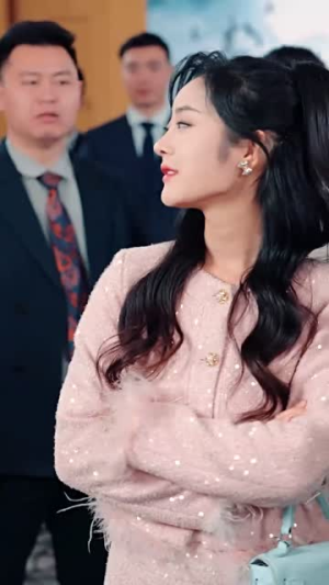 神瞳觉醒，她点石成金（70集）每日更新短剧精彩片段