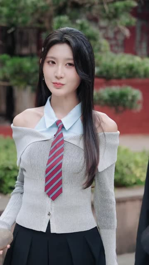 被男神误伤后，我喜提泼天富贵（82集）短剧全集投屏大屏看