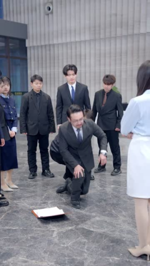 被女友背叛后，我抽卡成首富（80集）短剧结局篇全集直通