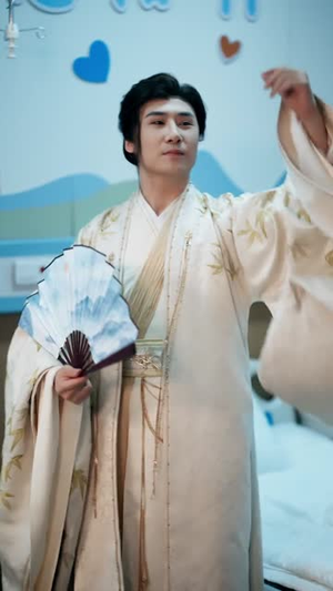 县太爷穿越记之2027（52集）短剧全集VR沉浸版