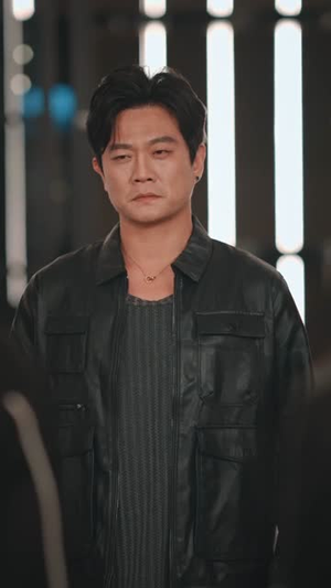 都市武神，我为师姐横扫一切（80集）亿人都在追的精彩短剧