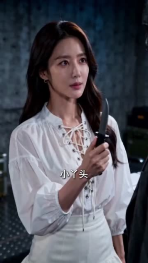装疯嫁入豪门查真相（76集）热门短剧推荐准时更新